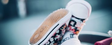 Schöne Babykleidung