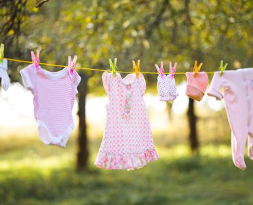 Babykleidung waschen